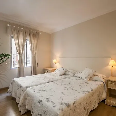 Apartment Hob Seville